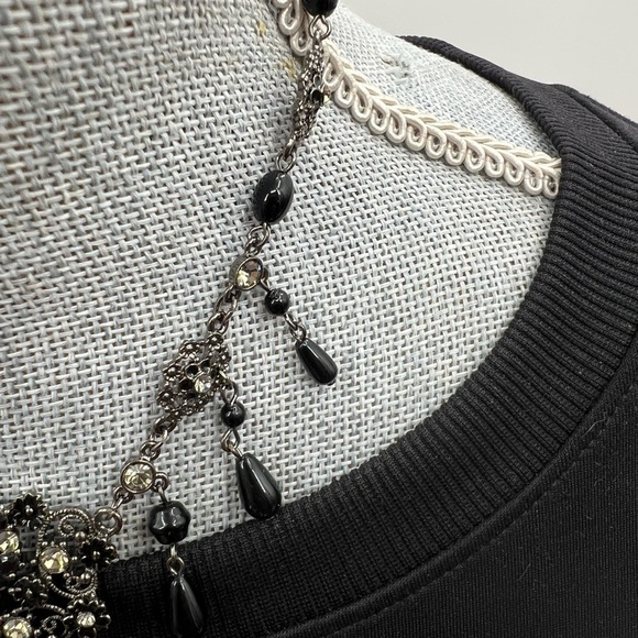 VCLM black bead and rhinestones necklace with matching earrings - Picture 9 of 11